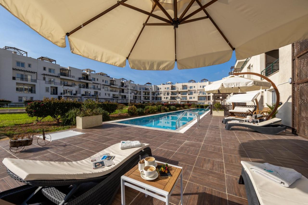 Thalassa Beach Family & Waterpark Resort Vokolidha Екстер'єр фото