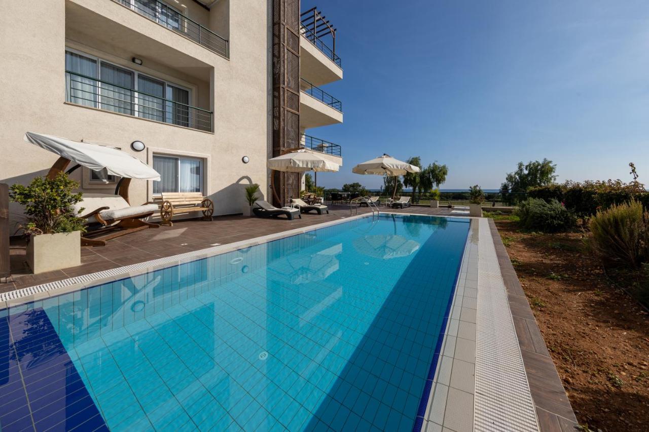 Thalassa Beach Family & Waterpark Resort Vokolidha Екстер'єр фото